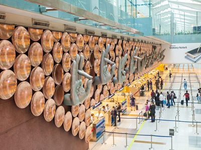 What is India’s new hub-and-spoke model and how will airport immigration change?
