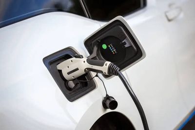 Lithium Urban bags investment from JSW Green Mobility, co eyes 3-fold growth in 2 years