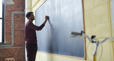 IIT-BHU Graduate Sparks Debate on Coaching Teachers, Calls Many ‘Placement Season Leftovers’