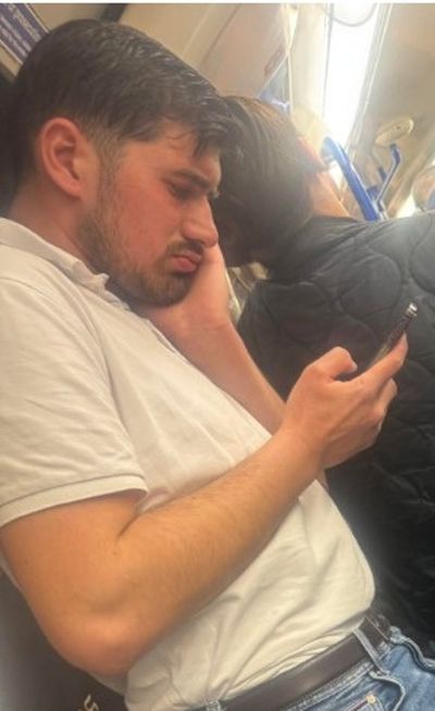 Police appeal after 'sex assault' on rush-hour London Tube train