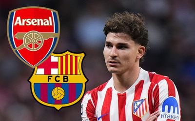 Arsenal told Julian Alvarez's transfer 'dream' as Atletico Madrid block Barcelona deal