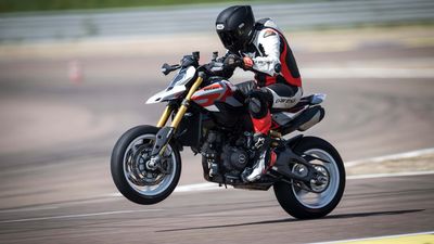 Ducati's Manic Hypermotard V2 SP Cured My Fear of Hooliganism