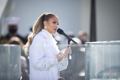 'They're Not Capable': Jennifer Lopez Trashes Ben Affleck And Her Exes While Insiders Claim She Secretly Wants Him Back