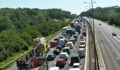 Ten rushed to hospital with 'heat-related conditions' after M25 crash leaves drivers trapped for eight hours