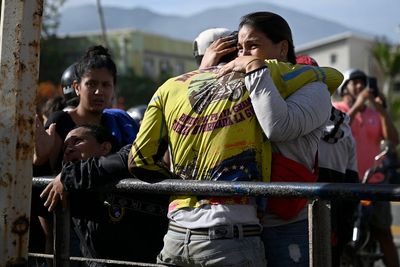 Venezuela earthquake death toll rises to 188 – with more than 30,000 still missing