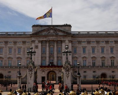 King and queen will not live at Buckingham Palace after £369m refit