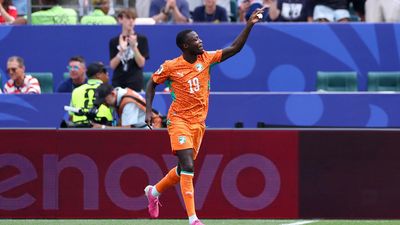 Pépé stars as Cote d'Ivoire beat Curaçao to reach knockout stages for first time