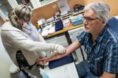 New FDA-Approved Blood Tests Can Detect Alzheimer's Before Symptoms Worsen, but Access Remains Limited