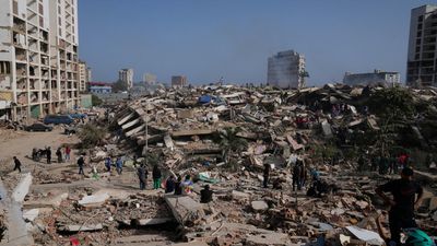 Death toll climbs to at least 920, tens of thousands missing after Venezuela earthquakes