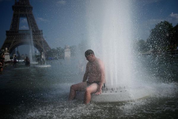 Paris to ban drinking alcohol in public as hospitals hit heatwave breaking point