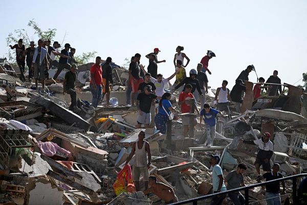 US, Cuba and Iran join global rescue effort after Venezuela earthquakes