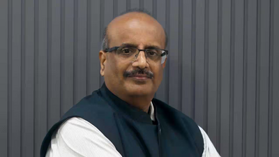 Is your SIP giving FIIs an easy exit? AMFI CEO says mutual funds will actually lure them back