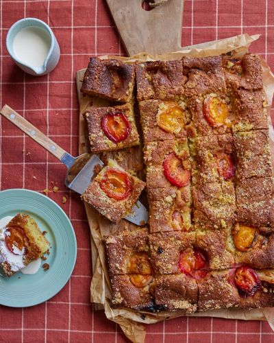 Helen Goh’s recipe for apricot traybake with rosemary, orange and vanilla sugar crust