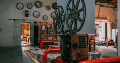 “Which Historical Event Is Portrayed In ‘Apollo 13’?”: Guess 20 Famous Films