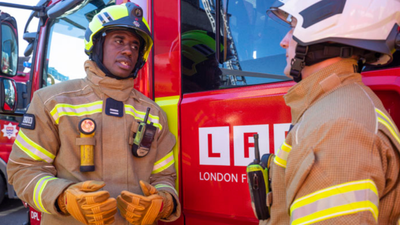 Fire Razes Through Peckham: 100 Plus Firefighters Respond, With One Department Store Affected