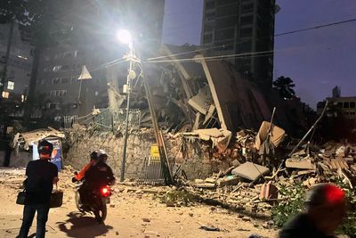 U.S. Experts Warn Venezuela's Twin Earthquakes Could Leave More Than 10,000 Dead, Worst-Case Estimate Tops 100,000