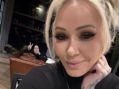 'Call Me Glazed Doughnut': Bunnie Xo Begs for Help as Famous Rappers and Thirsty Men Flood Her DMs After Jelly Roll Divorce
