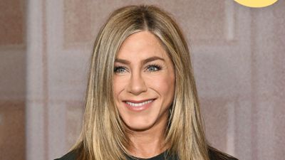 Jennifer Aniston’s Rain Chain Is the Beautiful Japanese Garden Feature That Makes Rainfall Feel Magical