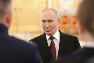 Russian Hardliners Reportedly Call On Putin To Consider Using Tactical Nuclear Weapons Against Ukraine