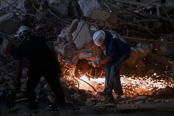 Death toll soars to 589 with over 50,000 missing and US military arrives for aid efforts