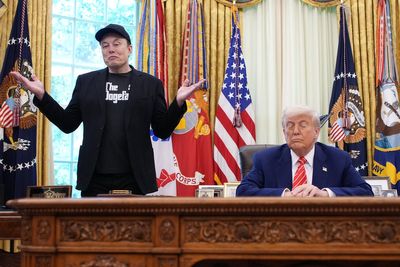 White House ‘never quite recovered’ from early chaotic months of Elon Musk, top Trump reporter says