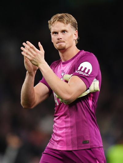 Antonin Kinsky: Tottenham star agrees bumper new contract as promotion mooted