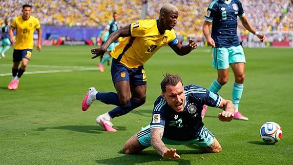 Poor show: Ecuador win, Germany disappoint, Neuer blunders