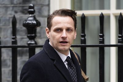 Downing Street rebukes Mahmood and Tapp amid row over immigration article