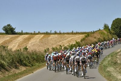 The High Temperature Protocol, switching dates, racing in the morning – What could the future of the Tour de France look like as summer temperatures continue to rise?