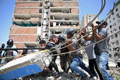 Race Against the Rubble: Hundreds Still Trapped as Venezuela's Toll Continues to Climb