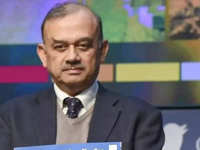 HDFC Bank case: Ex-Chairman Atanu Chakraborty questions external legal review, calls it "superfluous"