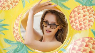 The 4-Step Minimalist Beauty Routine That Helps Stressed Summer Skin Look Refreshed