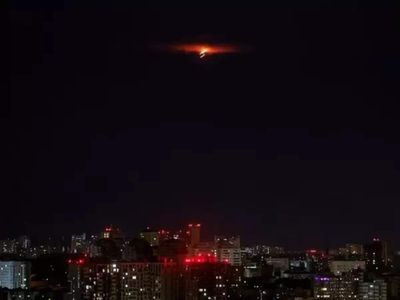 Ukraine, Russia airstrikes kill 5, wound dozens