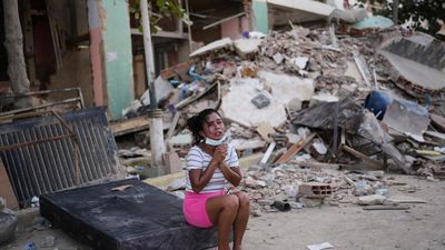 Venezuela twin quakes death toll tops 1,400 as tens of thousands remain missing
