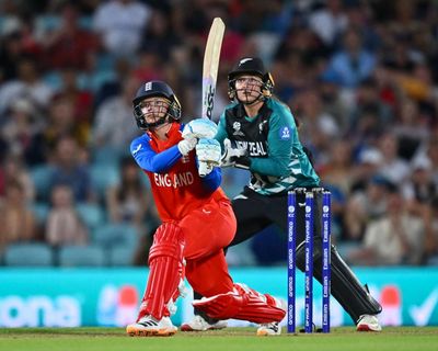 England’s Wyatt-Hodge blasts New Zealand out of Women’s T20 World Cup