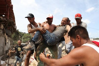 Venezuela hit by powerful twin earthquakes and other top photos from Latin America and the Caribbean