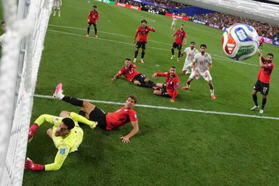 Iran's stoppage-time goal disallowed in 1-1 draw with Egypt