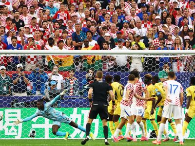 FIFA World Cup: Nikola Vlasic's late header lifts Croatia past Ghana to seal 2nd place in Group L
