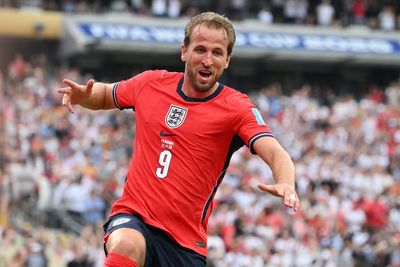 Harry Kane breaks long-standing Gary Lineker record for England, as Three Lions rampage Panama