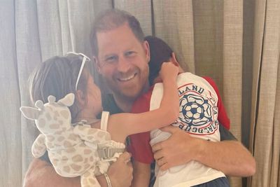 Harry ‘rethinks’ plan to bring Meghan and children to the UK