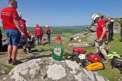 Washing up liquid saves schoolgirl trapped on Dartmoor rocks