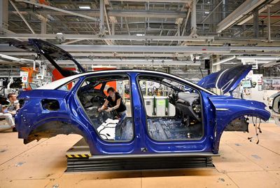 Volkswagen key shareholder pitches producing Chinese car models in Germany