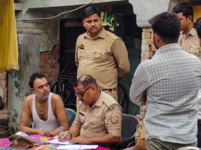 Ram Mandir embezzlement case: Police raid houses of 8 arrested