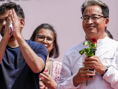 Sonam Wangchuk joins CJP protest, begins indefinite fast over exam irregularities