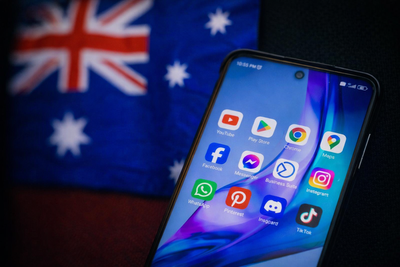 'Doing the Bare Minimum': Australia to Fine Social Media Giants Up to A$99m After Under-16 Ban Falls Short