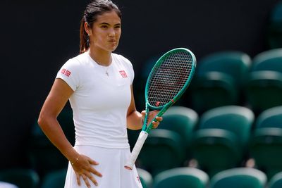 Emma Raducanu pulls out of Wimbledon hours before first match in latest injury blow