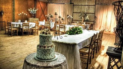 ‘I need the internet to settle this’: Redditor played matchmaker for their sister, but at their wedding, they were banished to the back of the room