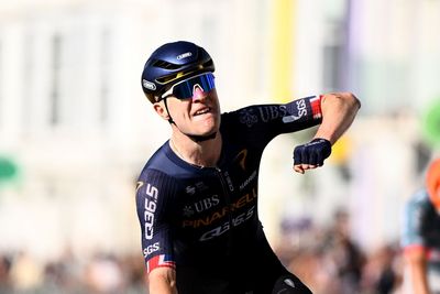 'It's such a special thing' – Fred Wright sprints to second elite men's road race victory at British National Championships
