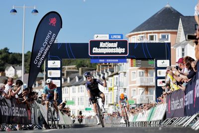 British National Championships: Fred Wright outsprints Lewis Askey and Connor Swift to win elite men’s road title