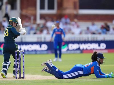 Women's T20 WC: India need to rethink T20 strategy; Bowling, fielding let us down, says India head coach Amol Muzumdar